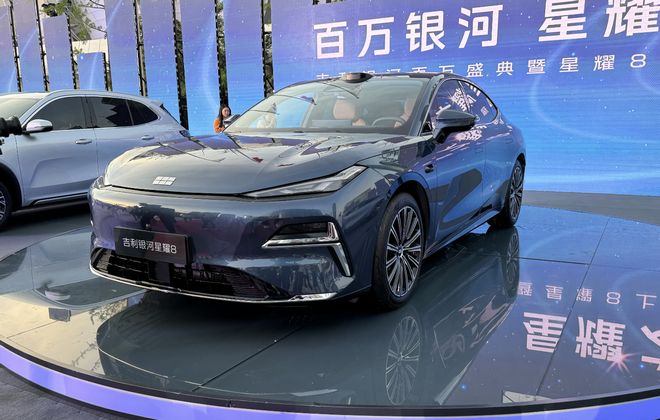 银河星耀8购车手册：车长超5米主打性价比EM-i尊贵版很值(图5)