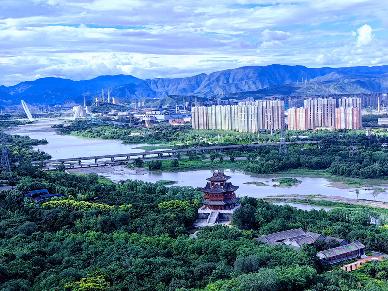 熊猫体育官方网站碧水蓝天倍儿“京”彩