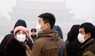 我国中东部空气严重污染雾霾天气pm25指数全国大雾_新闻_央视网(图6)