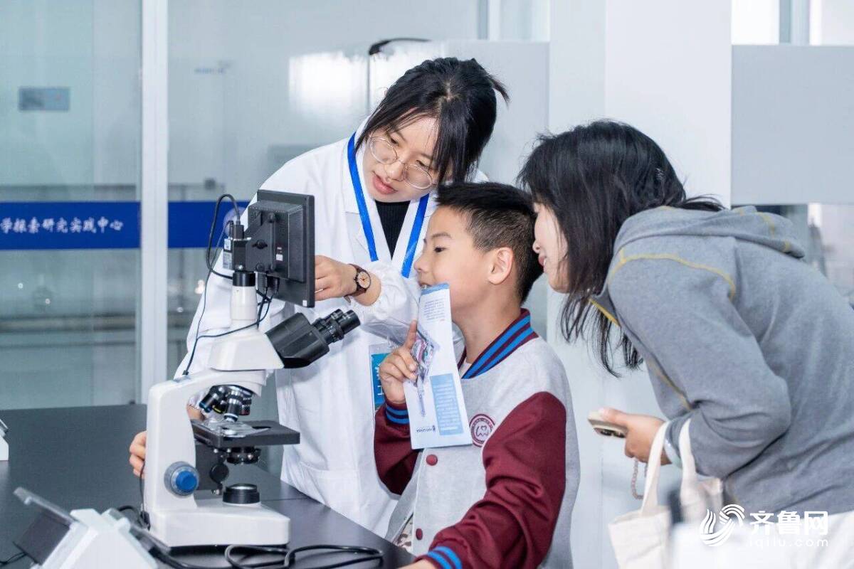 直观感受海洋大数据的硬核实力！中国科学院海洋研究所举办的这场活动科技魅力十足熊猫